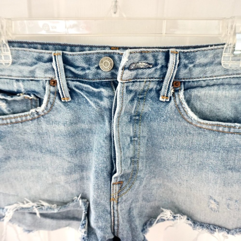 GRLFRND Light Wash Distressed Denim Jean Shorts - Picture 2 of 11